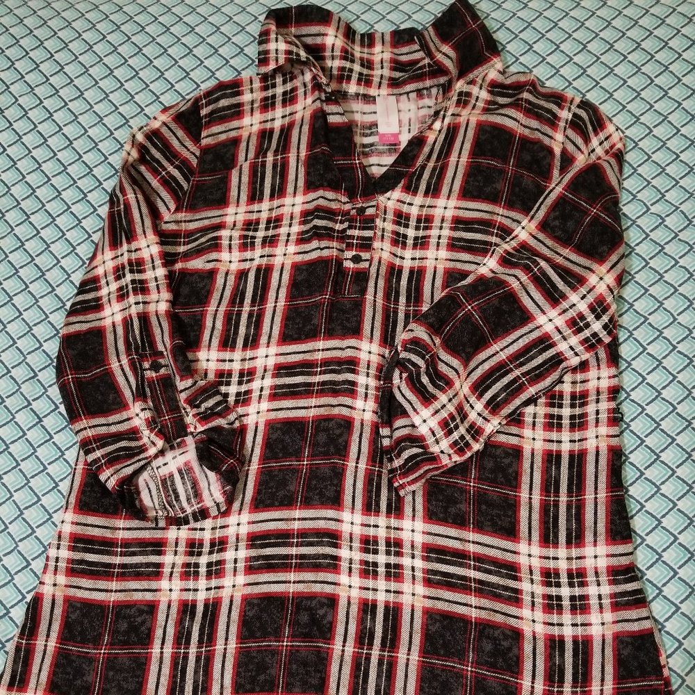 Checkered patter blouse half sleeve length